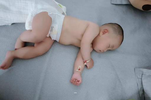 滨州怀孕肚子撑的难受